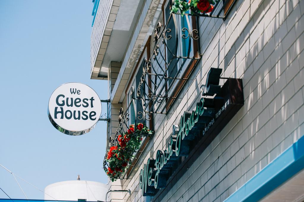 We Guesthouse Busan Esterno foto