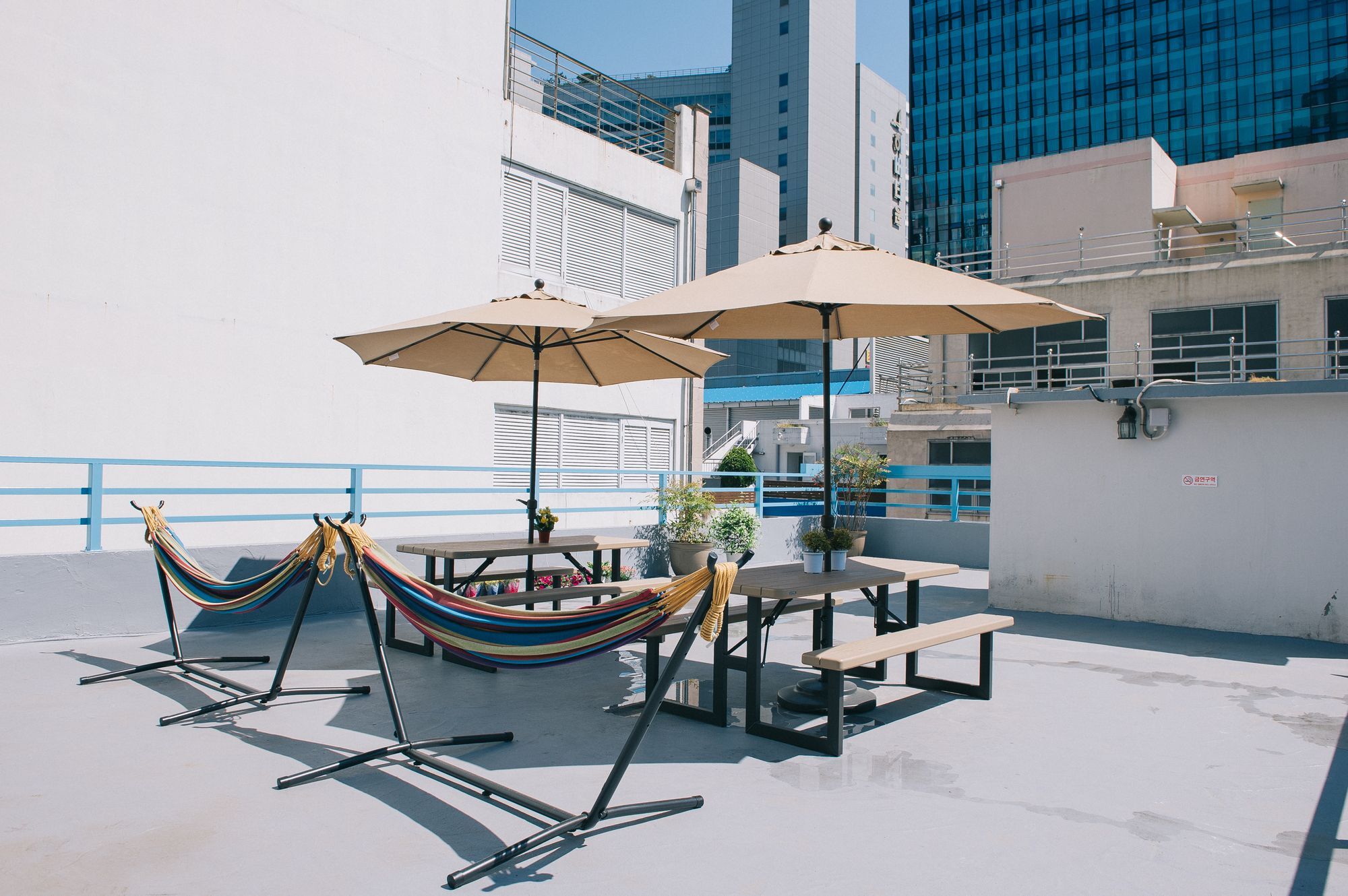 We Guesthouse Busan Esterno foto